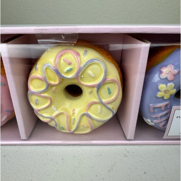 Cupcakes and Cashmere Easter
Decor Donuts Set of 3 - Picture 5 of 7